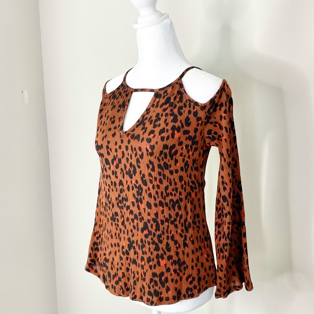 Cold Shoulder Top - Picture 14 of 16
